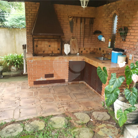 Casa à venda com 4 quartos, sendo 1 suíte, em Interlagos, São Paulo, SP