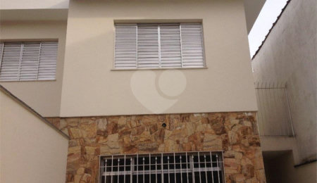 Sobrado à venda com 4 quartos, sendo 1 suíte, em Imirim, São Paulo, SP