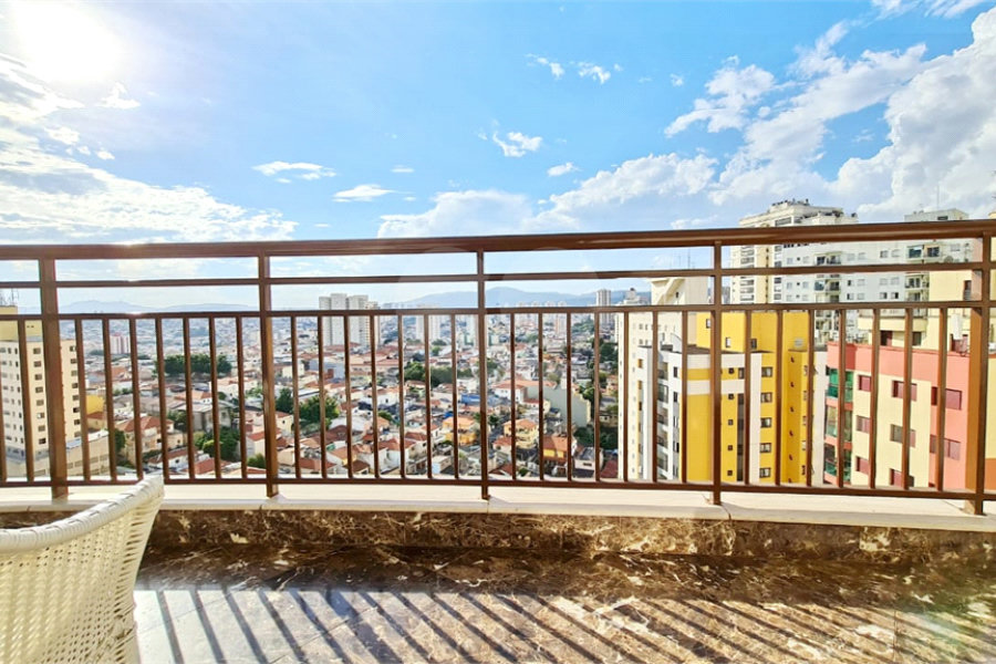 Apartamento à venda com 3 suítes em Santa Terezinha, São Paulo, SP