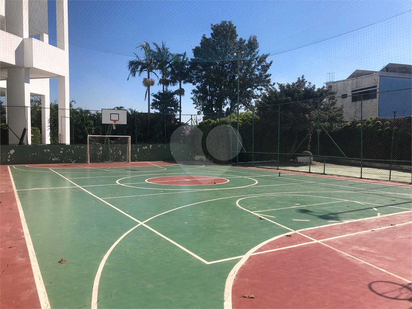 Apartamento à venda com 3 quartos, sendo 1 suíte, em Jardim Mariliza, São Paulo, SP