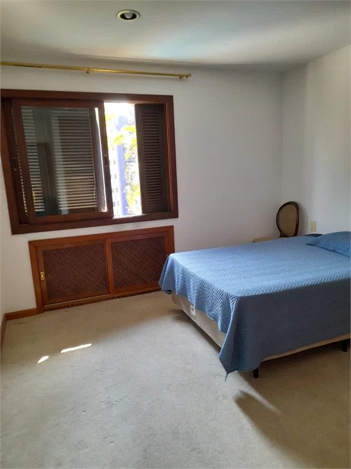 Casa para alugar com 3 quartos, sendo 1 suíte,  em Vila Sônia, São Paulo, SP