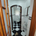 Casa à venda ou para alugar com 5 quartos, sendo 1 suíte, em Cumbari, Mairiporã, SP