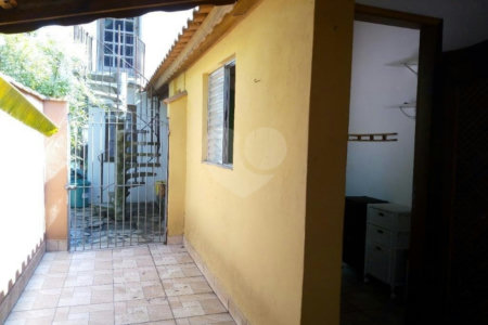 Casa à venda com 6 quartos, sendo 3 suítes,  em Brooklin Paulista, São Paulo, SP