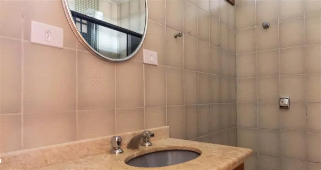 Casa à venda com 4 quartos, sendo 1 suíte,  em Vila Tiradentes, São Paulo, SP