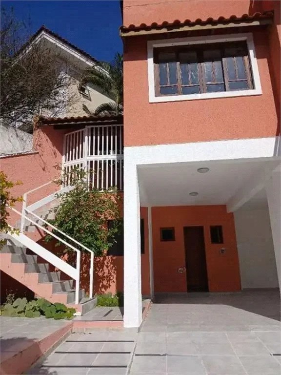 Sobrado à venda com 3 suítes em Vila São Silvestre, São Paulo, SP