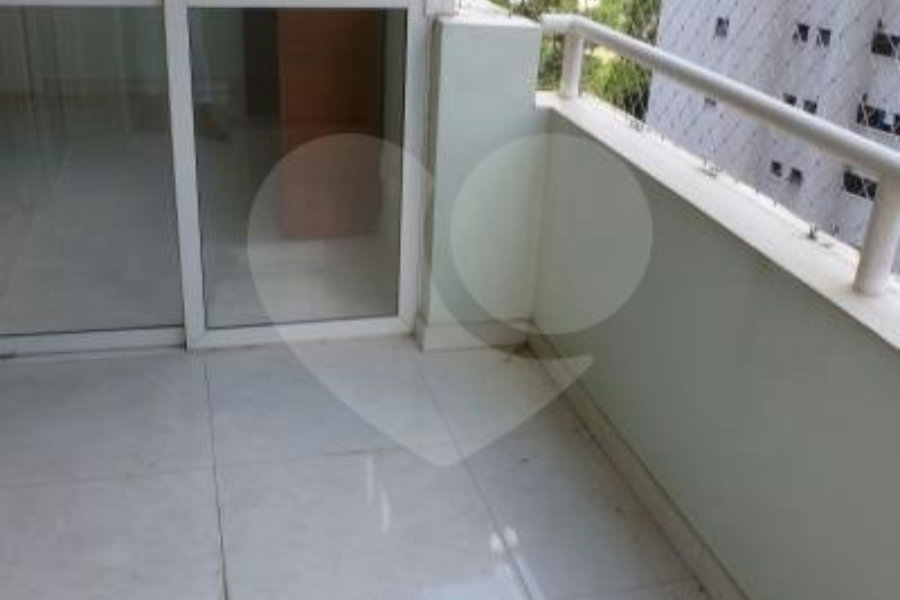 Apartamento à venda com 3 quartos, sendo 1 suíte,  em Morumbi, São Paulo, SP