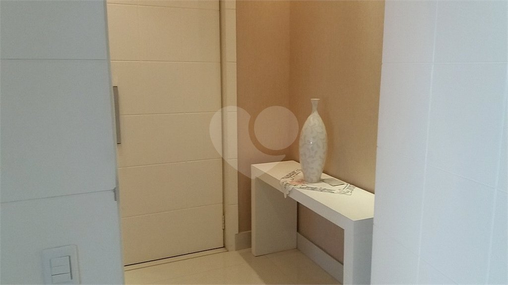 Apartamento à venda com 3 suítes em Santana, São Paulo, SP