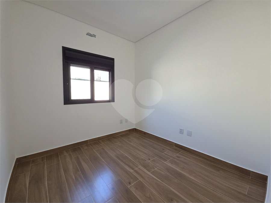 Casa à venda com 3 suítes no condomínio Helena Maria, Sorocaba - SP