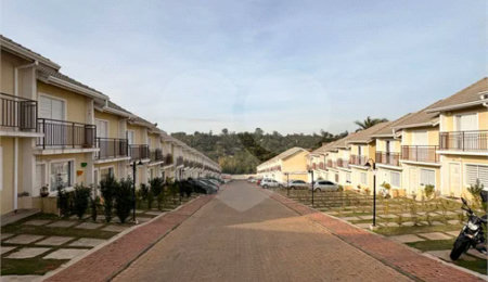 Casa à venda com 2 quartos no condomínio Residencial Ilha de Malta,255, Cotia - SP