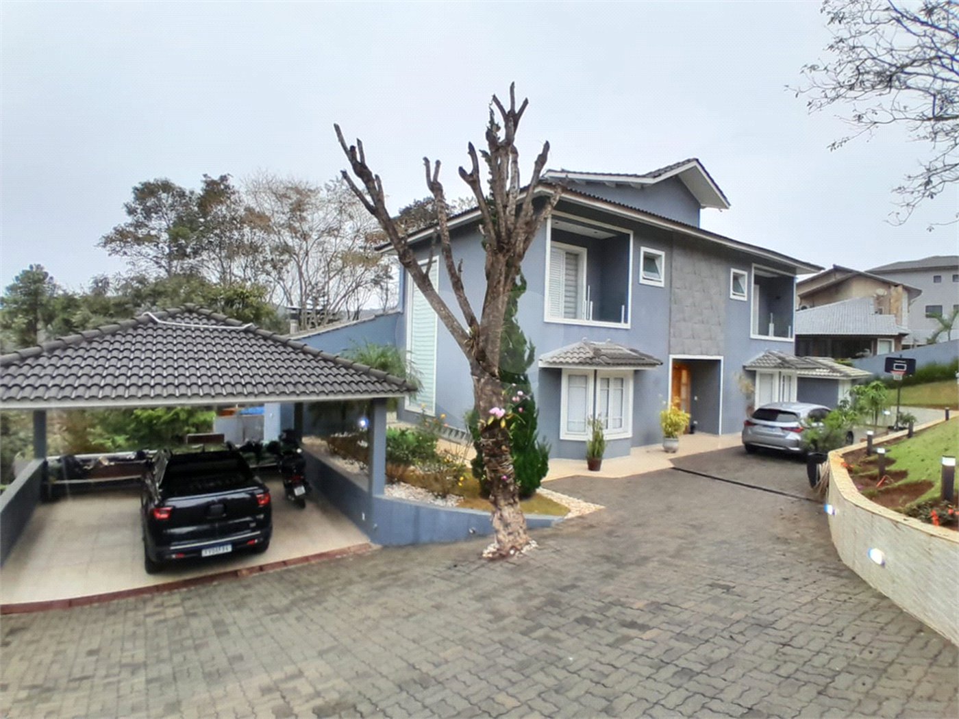 Casa à venda com 3 suítes no condomínio Suíça da Cantareira, Mairiporã - SP