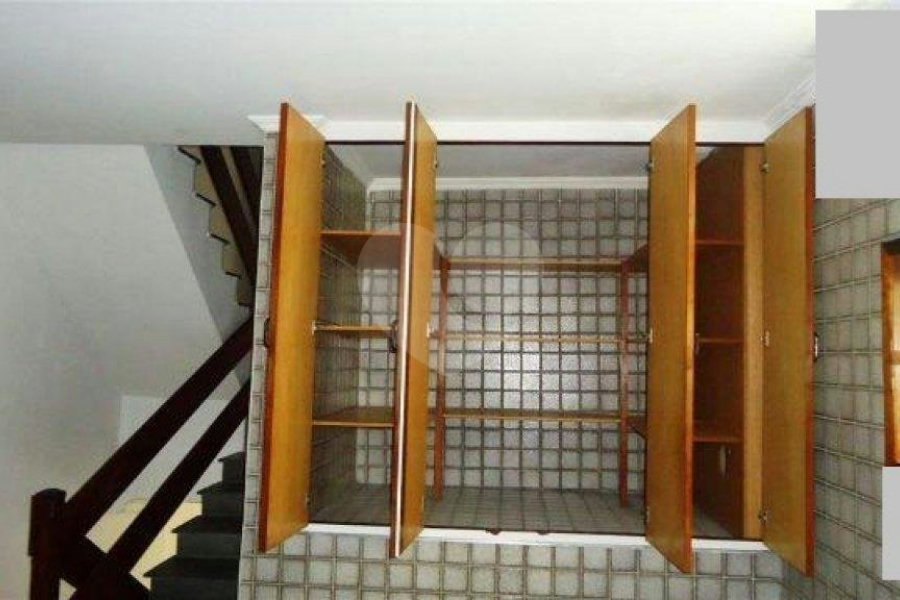 Casa à venda com 4 quartos, sendo 1 suíte, em Jaguara, São Paulo, SP