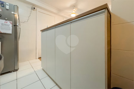 Apartamento à venda com 2 dormitórios no Cambuci