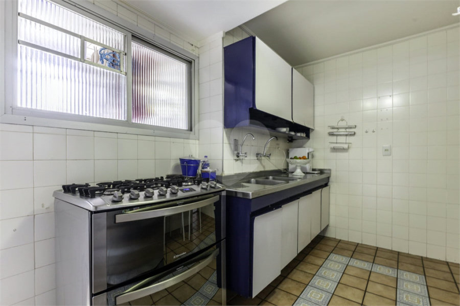 Apartamento à venda com 3 quartos, sendo 1 suíte, em Bela Vista, São Paulo, SP
