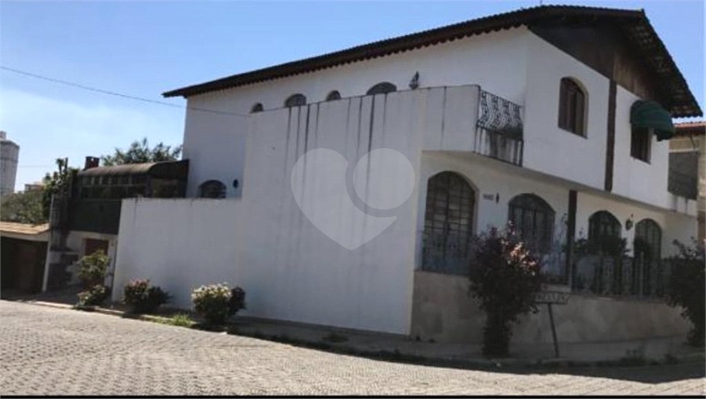 Casa à venda com 4 quartos, sendo 1 suíte, em Vila Galvão, Guarulhos, SP