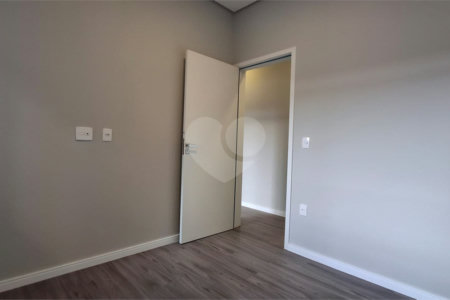 Casa à venda com 3 quartos, sendo 1 suíte, no condomínio Jardim Residencial Villagio Ipanema I, Sorocaba - SP