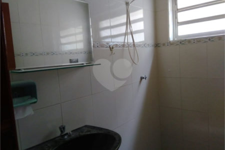 Casa Térrea à venda com 4 quartos, sendo 1 suíte, em Vila Rosália, Guarulhos, SP