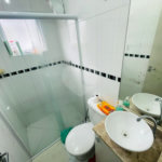 Casa à venda com 3 quartos, sendo 1 suíte,  no condomínio Rafaela I, São Paulo - SP