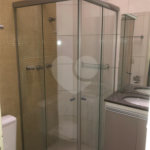 Casa à venda ou para alugar com 4 quartos, sendo 1 suíte, no condomínio Village Jardim Versailles, Jundiaí - SP