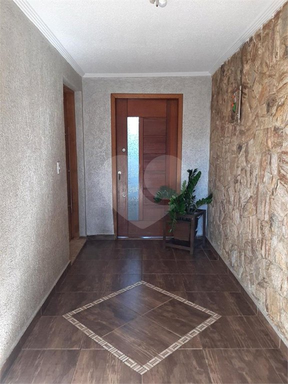 Sobrado à venda com 4 quartos, sendo 2 suítes, em Tremembé, São Paulo, SP