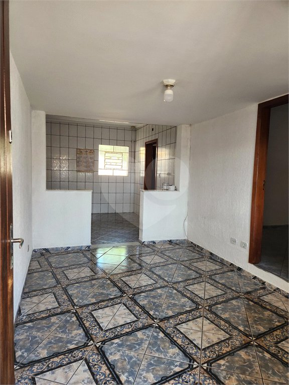 Casa à venda com 2 quartos no Centro, Poá, SP