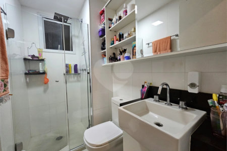 Apartamento à venda com 2 quartos em Vila Anastácio, São Paulo, SP