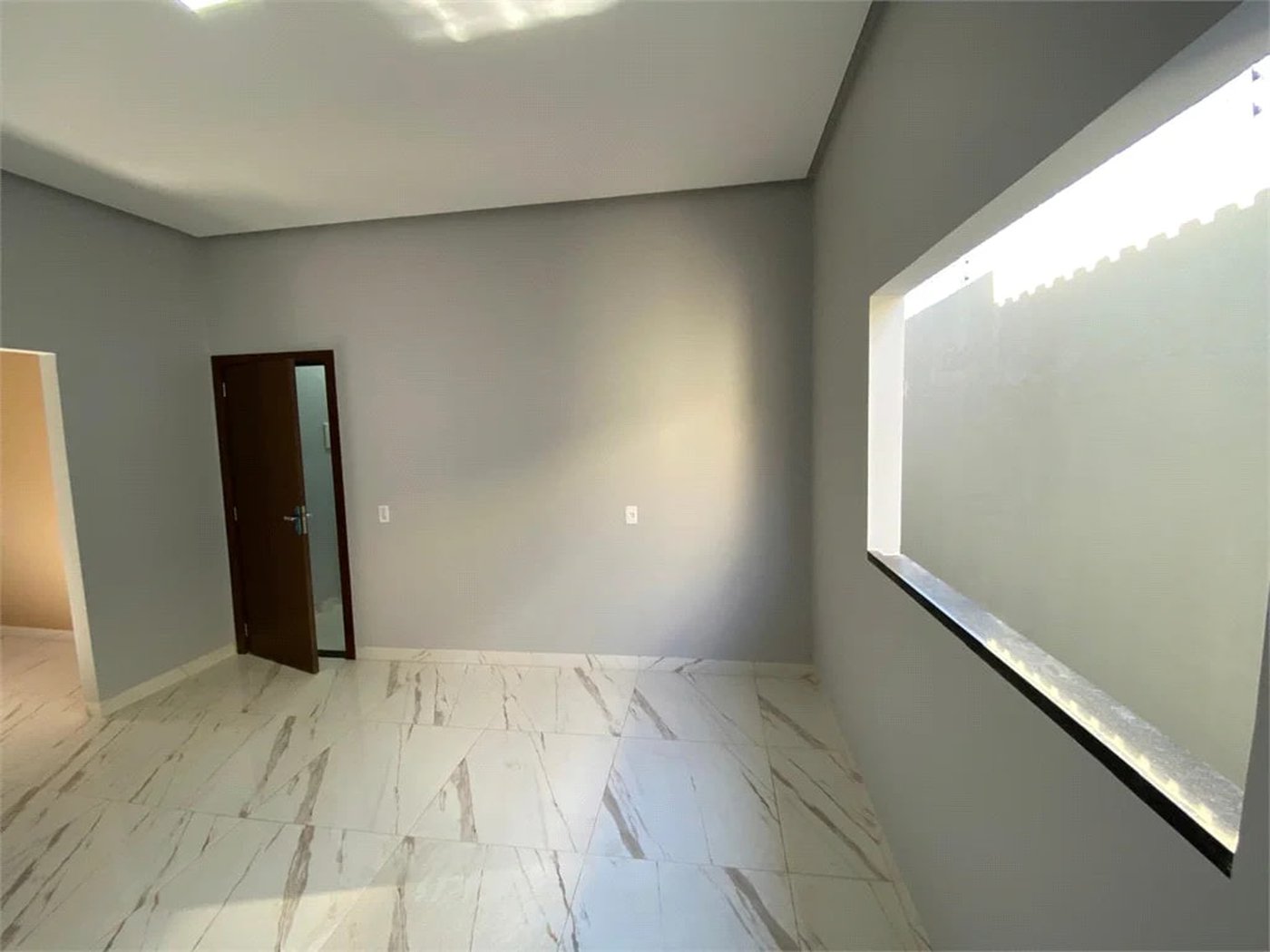 Casa à venda com 3 quartos, sendo 1 suíte,  em Eixo Cidade Nova, Balsas, MA