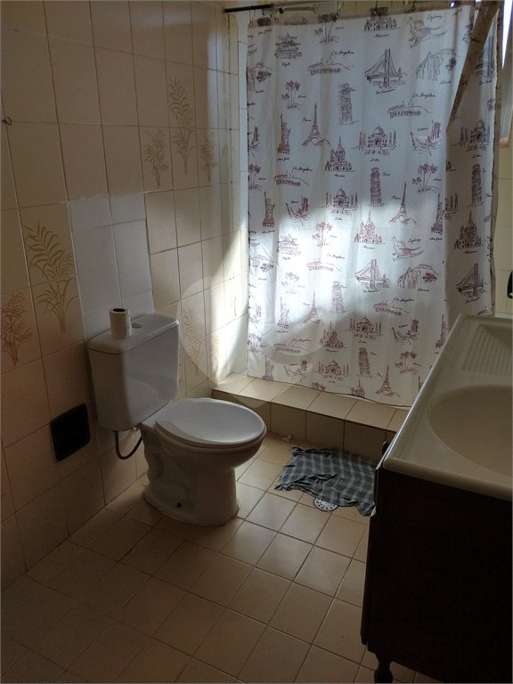 Sobrado à venda com 3 quartos em Jardim Regina, São Paulo, SP