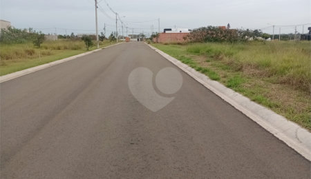 Terreno à venda com 2 quartos em Parque Itapê, Itapetininga, SP