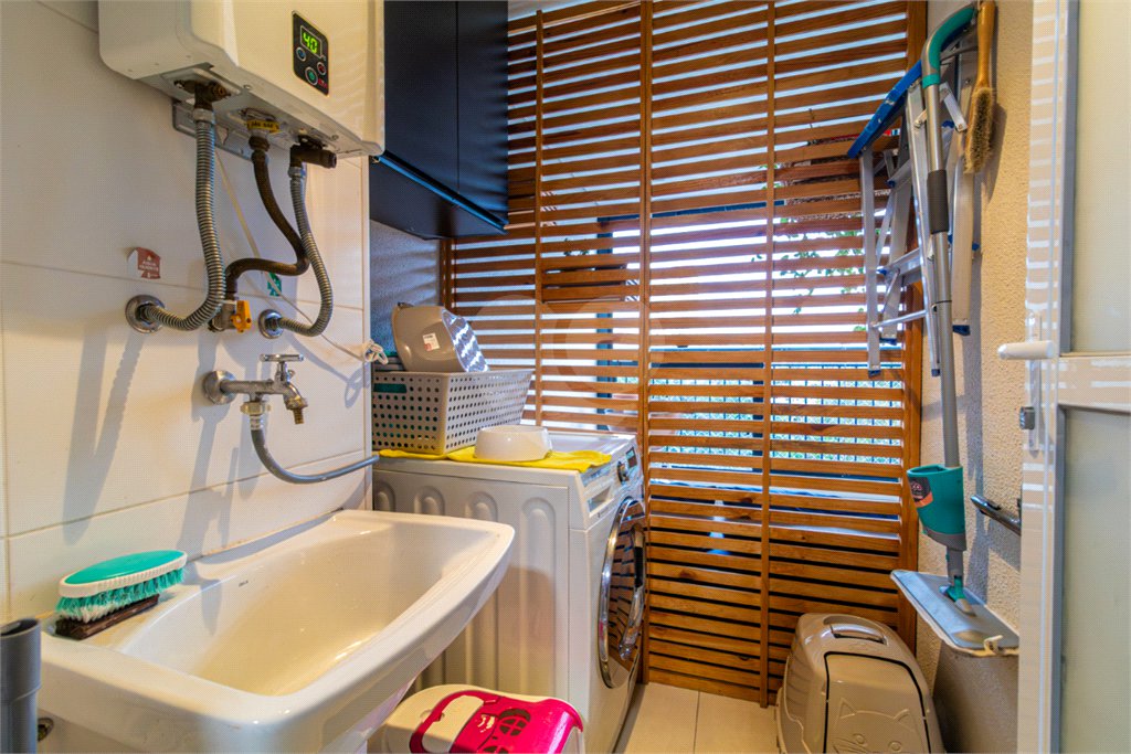 Apartamento à venda com 2 quartos, sendo 1 suíte,  em Santo Amaro, São Paulo, SP
