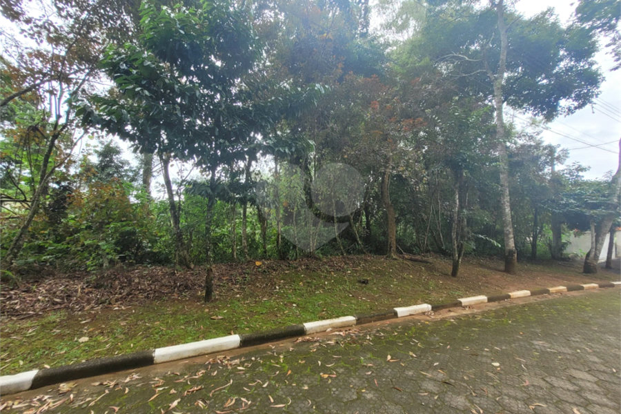Terreno à venda no condomínio Alpes da Cantareira, Mairiporã - SP