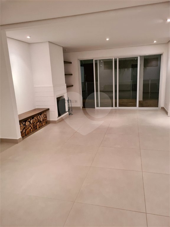 Casa à venda com 3 suítes no condomínio Residencial Courtyard Village, São Paulo - SP