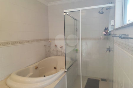Casa à venda com 4 suítes em Marambaia, Vinhedo, SP