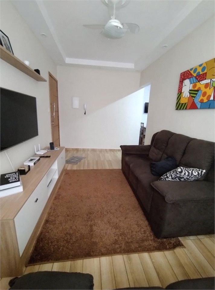 Apartamento Residencial à venda, Centro, São Vicente - AP0421.