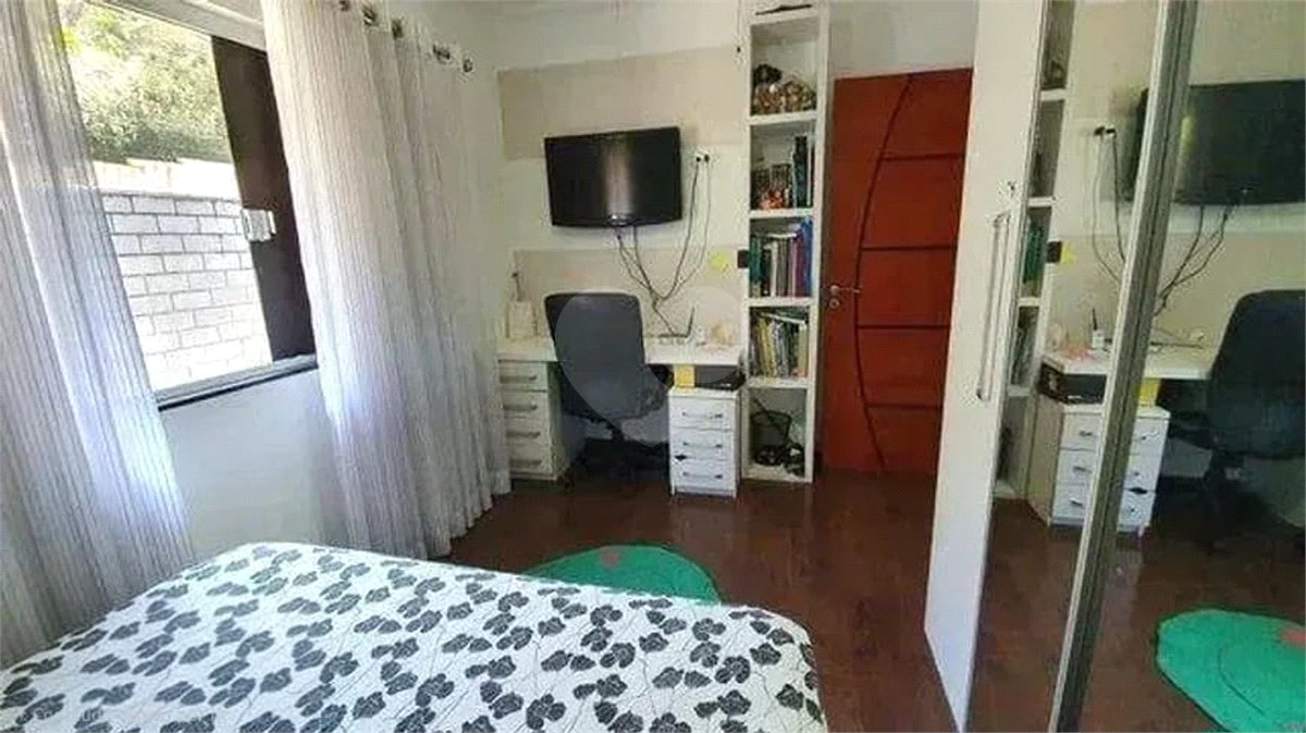 Chácara à venda com 3 quartos, sendo 2 suítes, em Santa Cândida, Vinhedo, SP