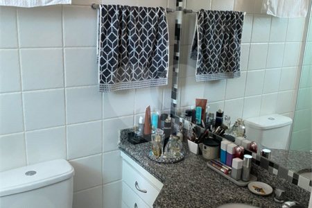 Apartamento à venda com 3 quartos, sendo 1 suíte, em Vila Andrade, São Paulo, SP