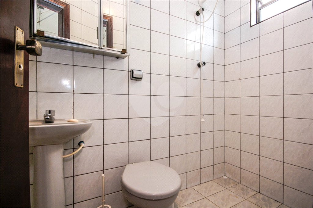 Casa à venda com 6 quartos, sendo 4 suítes, em Vila Anglo Brasileira, São Paulo, SP