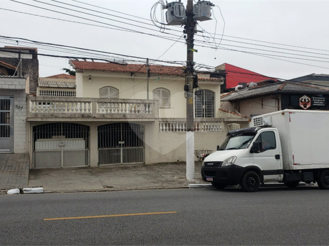 Sobrado à venda com 3 quartos, sendo 1 suíte,  em Jardim Prudência, São Paulo, SP