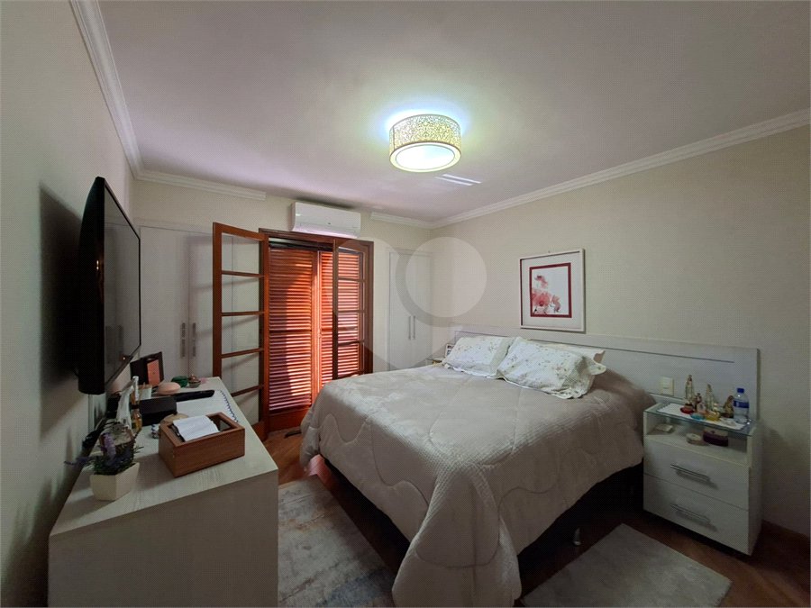 Sobrado à venda com 3 quartos, sendo 1 suíte, em Jardim Bonfiglioli, São Paulo, SP