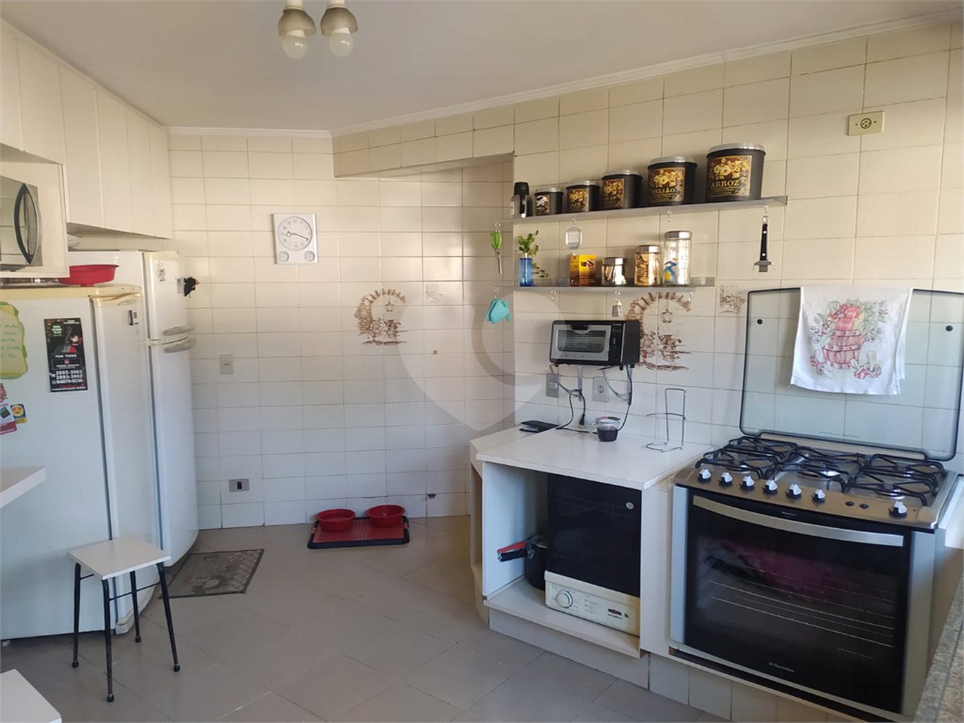 Sobrado à venda com 4 quartos, sendo 1 suíte, em Chácara Monte Alegre, São Paulo, SP