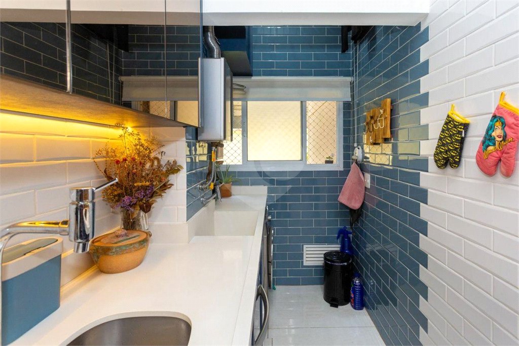Apartamento à venda com 2 quartos, sendo 1 suíte,  em Cambuci, São Paulo, SP