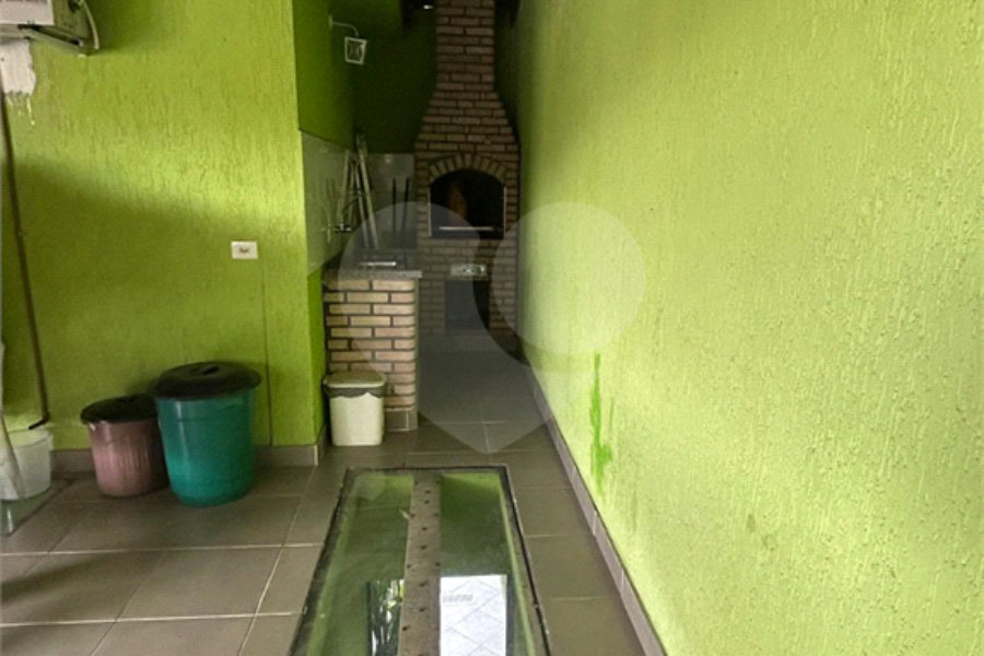Sobrado à venda com 3 quartos, sendo 1 suíte, em Vila Nova Cachoeirinha, São Paulo, SP