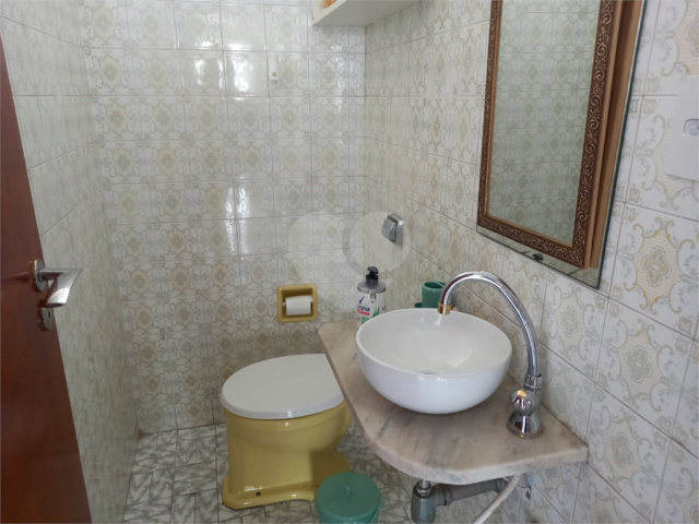 Sobrado à venda com 4 quartos, sendo 1 suíte,  em Santana, São Paulo, SP