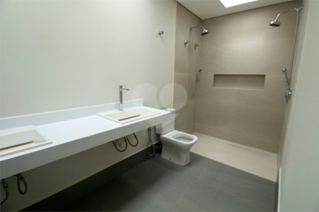 Casa à venda com 5 quartos, sendo 4 suítes, em Vila Darcy Penteado (mailasqui), São Roque, SP