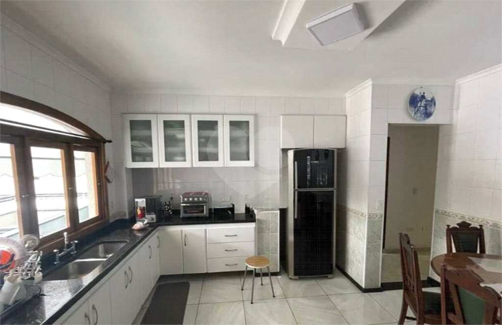 Sobrado à venda com 4 quartos, sendo 2 suítes, em Vila Maria Alta, São Paulo, SP