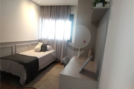 Apartamento à venda com 3 suítes em Parque Residencial Aquarius, São José dos Campos, SP