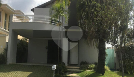Casa à venda com 3 suítes no condomínio Jardim Vila Paradiso, Indaiatuba - SP