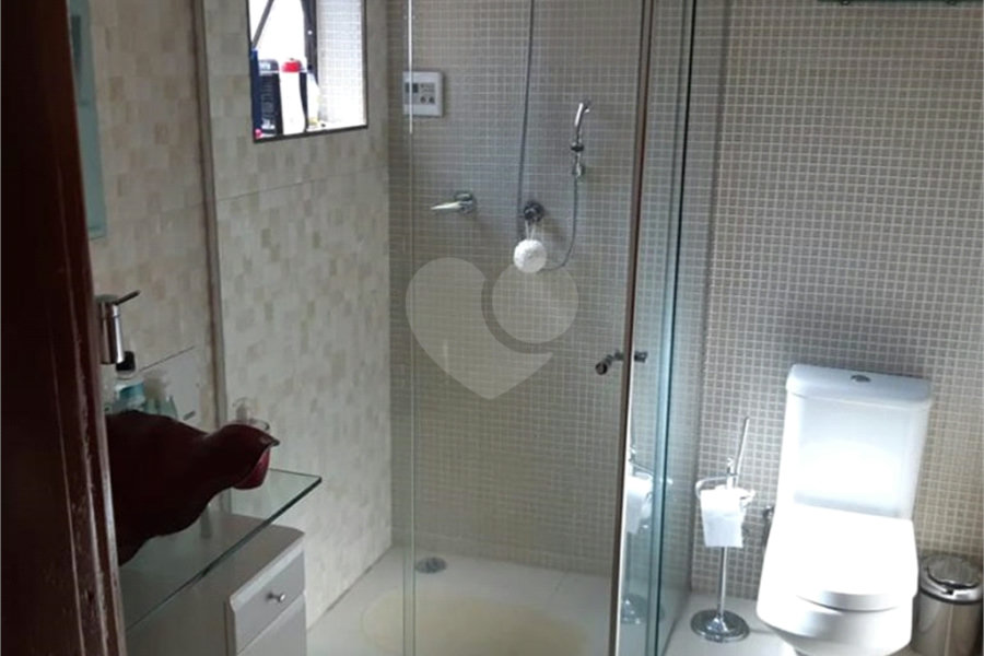 Sobrado à venda com 4 quartos, sendo 1 suíte, em Vila Guilherme, São Paulo, SP