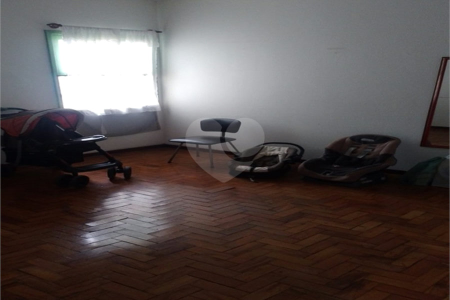Sobrado à venda com 4 quartos em Vila Guilherme, São Paulo, SP