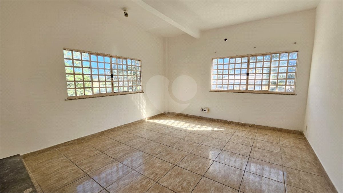 Casa à venda com 3 quartos, sendo 2 suítes, em Campo Grande, Rio de Janeiro, RJ