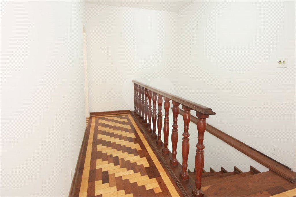 Sobrado à venda com 4 quartos, sendo 2 suítes,  em Alto da Boa Vista, São Paulo, SP